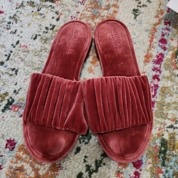 AEROSOLES Shoes - 2 for 10 Aerosoles Velvet Wine Slides Mules 9